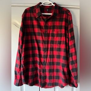 Uniqlo black & red flannel